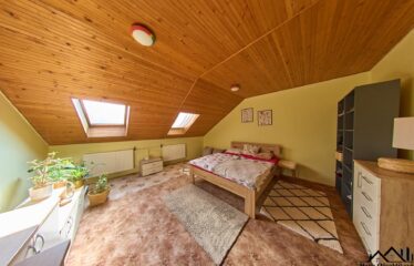 Prodej bytu v OV, 3+1 v Jevíčku s garáží