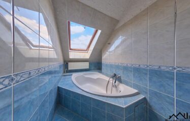 Prodej bytu v OV, 3+1 v Jevíčku s garáží