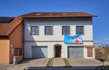 Prodej bytu v OV, 3+1 v Jevíčku s garáží